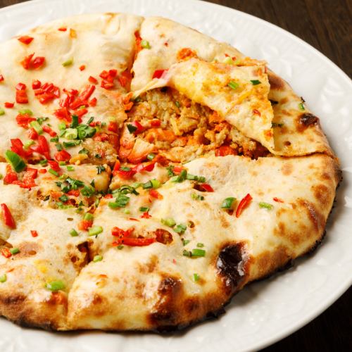[Chef's recommendation] Garlic naan