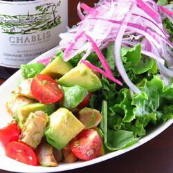 Grilled marinated chicken breast and avocado salad