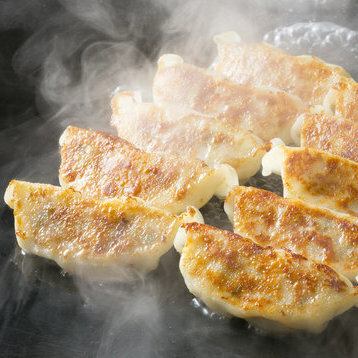 自家製手包み餃子×本格中華料理★