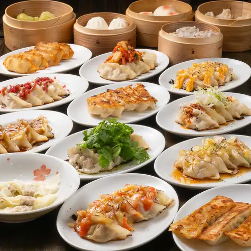【2時間食べ飲み放題】名物の餃子を含む30種のお食事めゆーの食べ放題が飲み放題付きで2,980円!