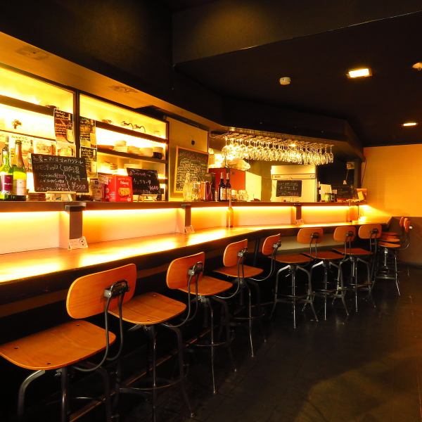 [Fashionable counter] A stylish bar counter where even one person can easily drop in.It is ideal not only for one person but also for dates and entertainment ♪ * Due to the influence of Corona, we will reserve one seat for each group for a while.