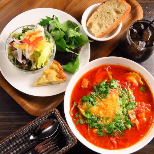 [11: 30 ~ 15: 00 Lunch Open] Single item 800 yen (tax included) ~! Our favorite is ravioli, which is rare in Chiba ♪
