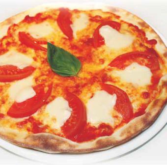 마르게리타 (토마토와 모짜렐라 치즈 피자)