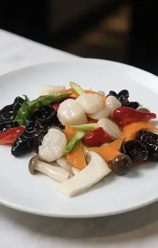 Stir-fried asparagus and scallops