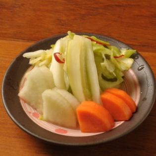 漬物盛り合わせ