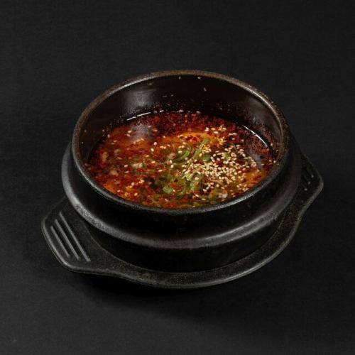 ピリ辛！地鶏のつみれ小鍋仕立て