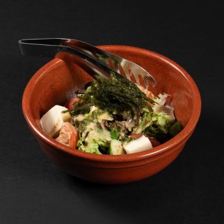 ヘルシーなお豆腐サラダ