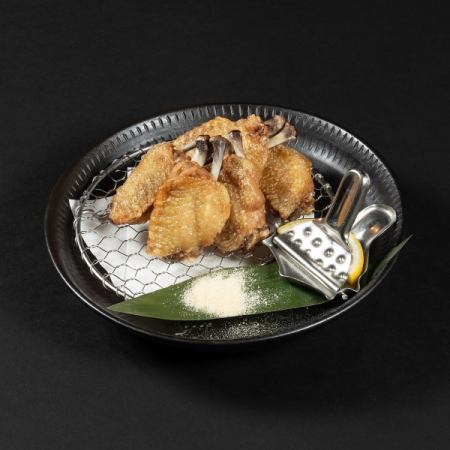 手羽先の一夜干しスパイシー唐揚げ（5本）