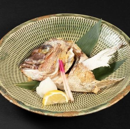 玄海産！鯛の頭の塩焼き