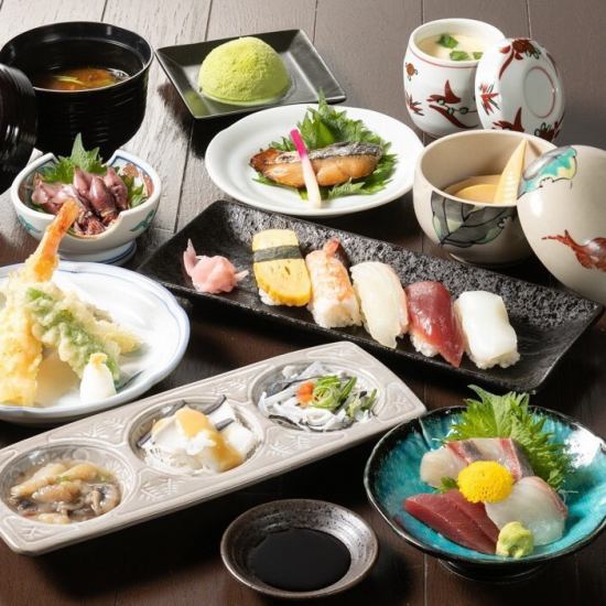 对于各种宴会★3种生鱼片/陶/水煮食品/ 8种寿司所有◆2H所有你可以喝3480日元〜
