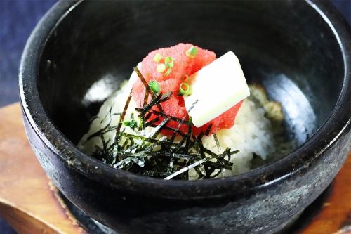 Stone-grilled cod roe rice with melty cheese