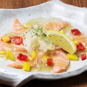 연어 irodori 카르 파치오