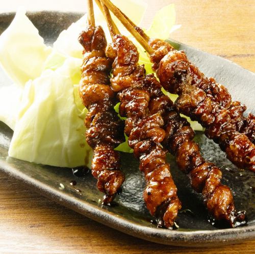 Hakata specialty: Crispy chicken skin skewers (5 skewers)