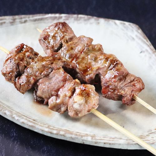 Pork cheek skewer (1 skewer)