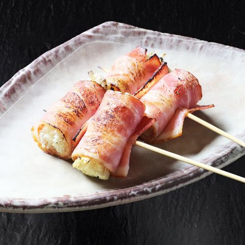 Enoki mushroom and bacon skewer (1 skewer)
