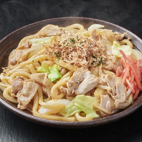 Hakata specialty: Yakisoba (fried udon noodles)