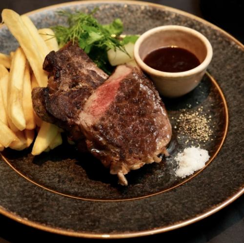 サーロインステーキ スモーキーバルサミコソース