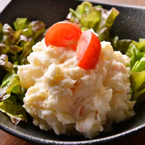 具だくさんポテトサラダ