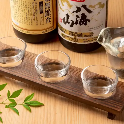 新潟県産の日本酒、焼酎など幅広い品ぞろえ