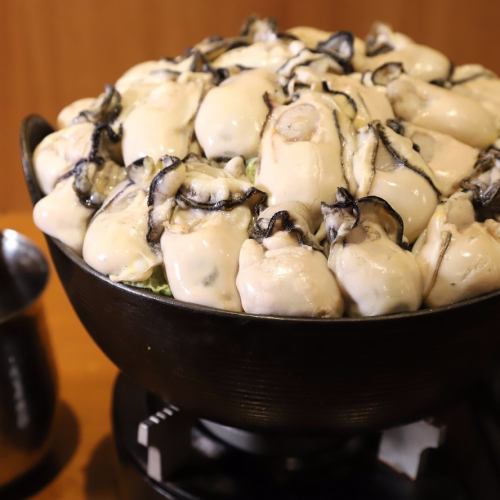 Plenty of oysters! Exciting oyster hotpot (for 1 person) [2,980 yen]