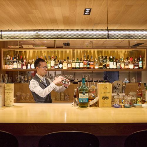 バーの本格カクテル