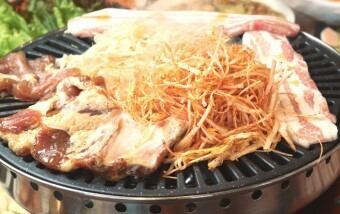  【ランチ】平日12時～16時半限定！サムギョプサルコース　1650 円 （税込）