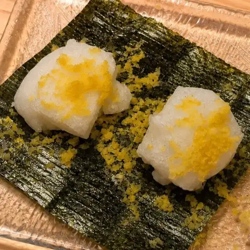 自家製　からすみの手巻き海苔餅