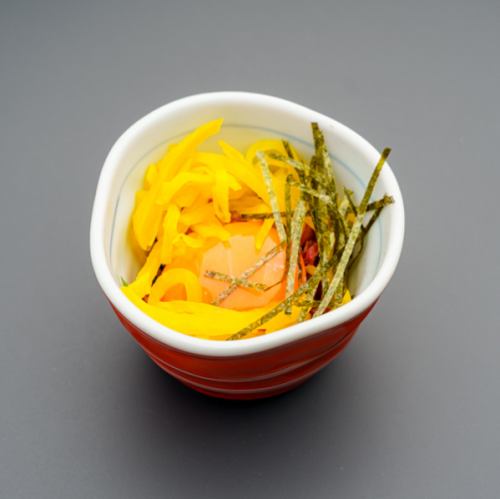 【名物】とろたくユッケ