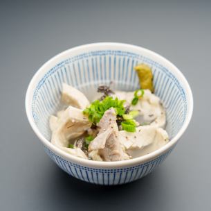 【名物】阿波黒牛の塩もつ煮