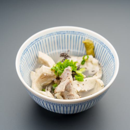 【名物】阿波黒牛の塩もつ煮