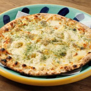 4種チーズのクワトロフォルマッジ　はちみつ付き