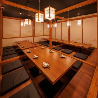 団体様でご利用いただける円卓個室はご予約必須!宴会に最適な広々個室は人気のお席です★リピーターのお客様も多数♪喧騒を忘れられるくらいに上品で優雅な個室を完備しておりますのでぜひご利用ください!