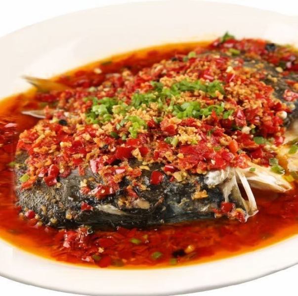 【旨辛好き必見！湖南名物「魚カマのピリ辛蒸し」】
