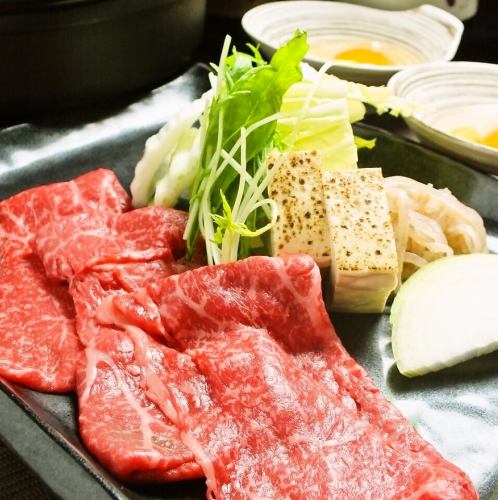 [Sashimi is good] Awa Kuroge Wagyu beef sukiyaki