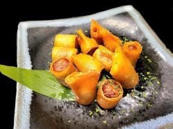 粗挽きウインナーロール揚げ/鶏皮せんべい