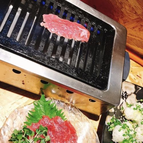 【卓上焼き台完備】本格焼肉が楽しめる居酒屋♪