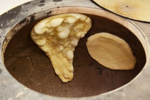 インド・ネパール・ベトナム・タイなどの料理が楽しめるアジアレストランです。