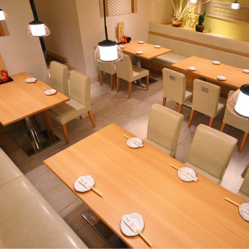 The high-quality Japanese space is ideal for dates.Have a blissful time with your loved one ....