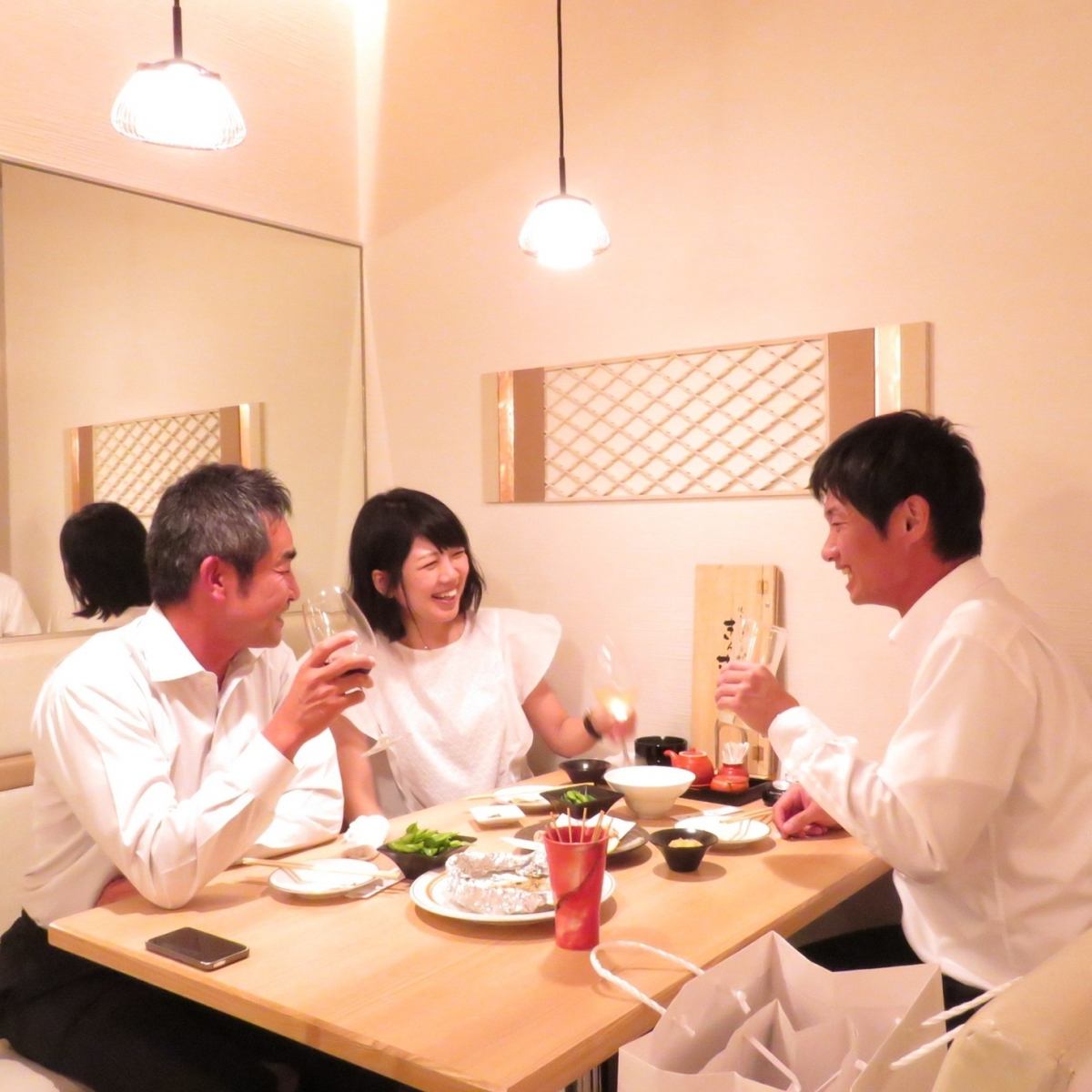 The high-quality Japanese space is perfect for a date.Have a blissful time with your loved ones....