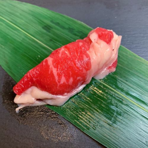 Beef shoulder loin sushi