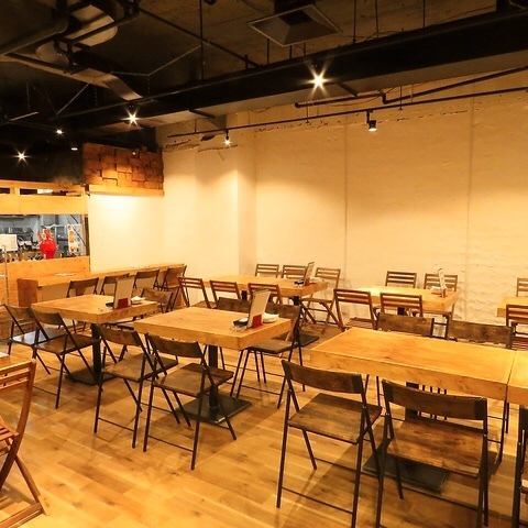 [Available for 25 or more guests] The restaurant can be reserved for 25-50 guests! Perfect for welcoming and farewell parties, class reunions, wedding receptions, year-end and New Year parties, and other large-scale events! Please feel free to contact us if you would like to reserve the restaurant for your own use.
