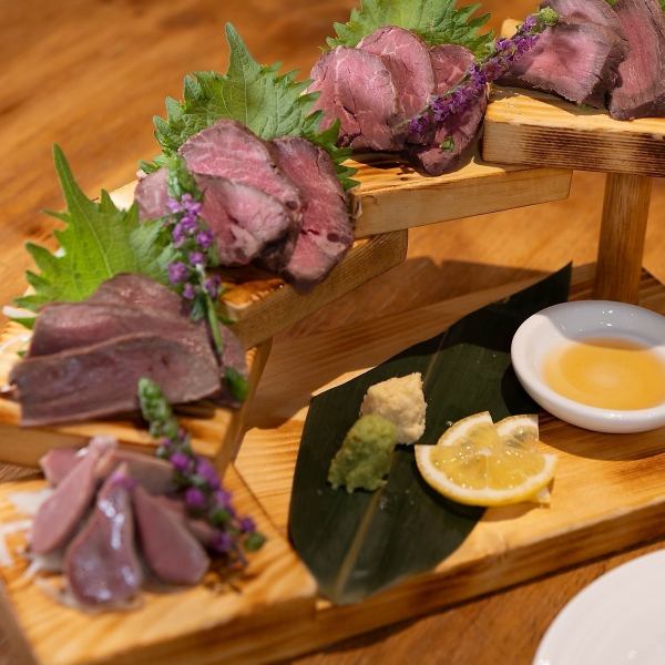 [For those who want to enjoy lots of meat! Assorted 5 types of sashimi ♪] ~Enjoy 5 types of "sashimi" selected by the chef at the same time~