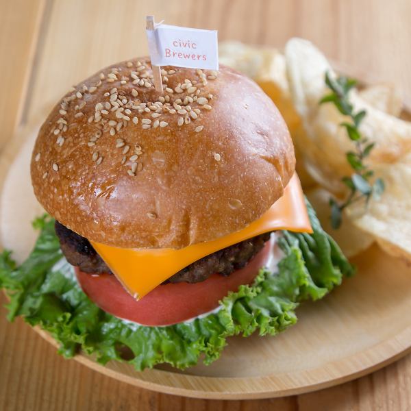 ≪一度食べたらリピート確定≫素材を生かしたシンプルバーガー