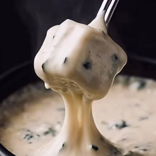 Fluffy or gooey? Authentic cheese dishes!