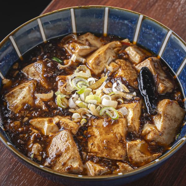 【大人気！麻婆豆腐】秘伝の調理法が光る逸品☆本場スパイスとお肉の旨みで深い味わいでリピーター続出♪