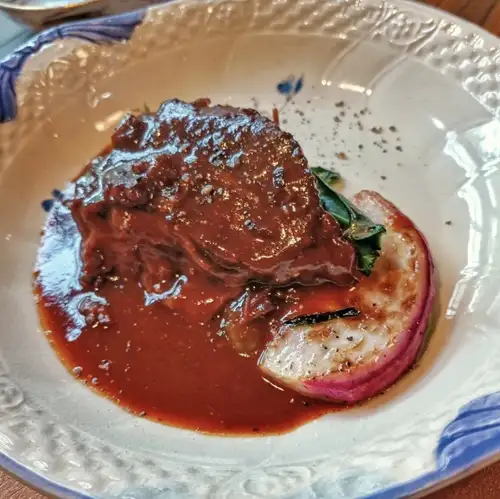 こだわりの肉料理