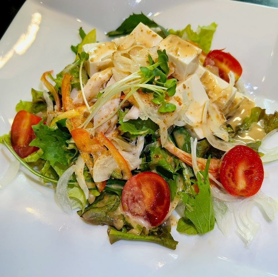 麹や無添加の食材を使っており優しい味わいとなっております。