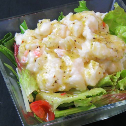 Thick basil and kokoro potato salad