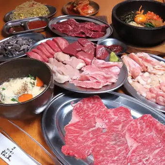 Top 10 Popular Dishes ★ Song Gang's Classic Course ★ 13 Dishes with 2 Hours of All-You-Can-Drink Draft Beer 5000 Yen (Tax Included)