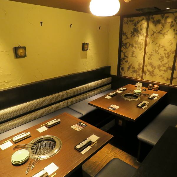 京急川崎駅の高架下にあるから、改札ヨドバシ口より徒歩10秒！アクセス抜群だから会社帰りにもデートにもおすすめ♪団体のお客様も楽々移動して頂けます♪デートやお一人様にも最適なカウンター席もご用意いたしております♪ランチも元気に営業いたしておりますので、お仕事のお昼休憩やデートやお買い物の休憩にもどうぞ♪